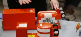 Mẫu hộp đen trên máy bay