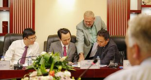 Theo Chủ tịch Trịnh Văn Quyết, Bamboo Airways đã đàm phán với Boeing, Airbus để mua máy bay hoạt động trên các hành trình nội địa và quốc tế.