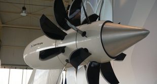 Động cơ máy bay hình quả trứng