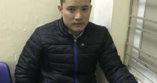 Phạm Ngọc Duy tại cơ quan Công an sau khi bị bắt quả tang về việc tàng trữ trái phép ma túy