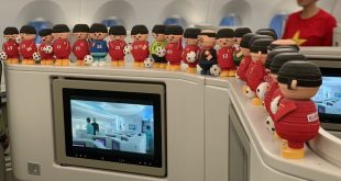 Búp bê handmade phiên bản thu nhỏ hình ảnh HLV Park Hang Seo, các cầu thủ và thành viên đội tuyển bóng đá Việt Nam