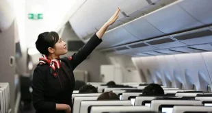 Các tiếp viên của Japan Airlines được đào tạo kỹ càng trong thời gian dài